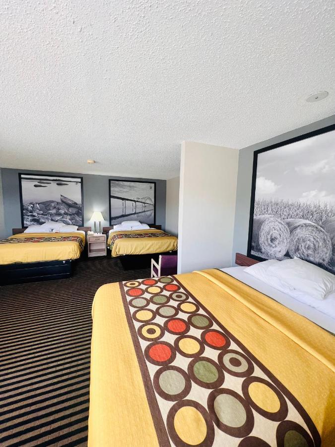 Super 8 By Wyndham Humboldt Exterior foto