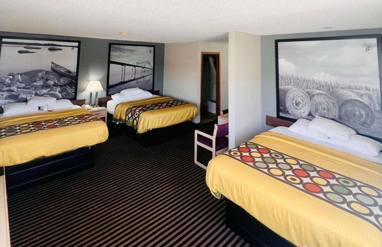 Super 8 By Wyndham Humboldt Exterior foto