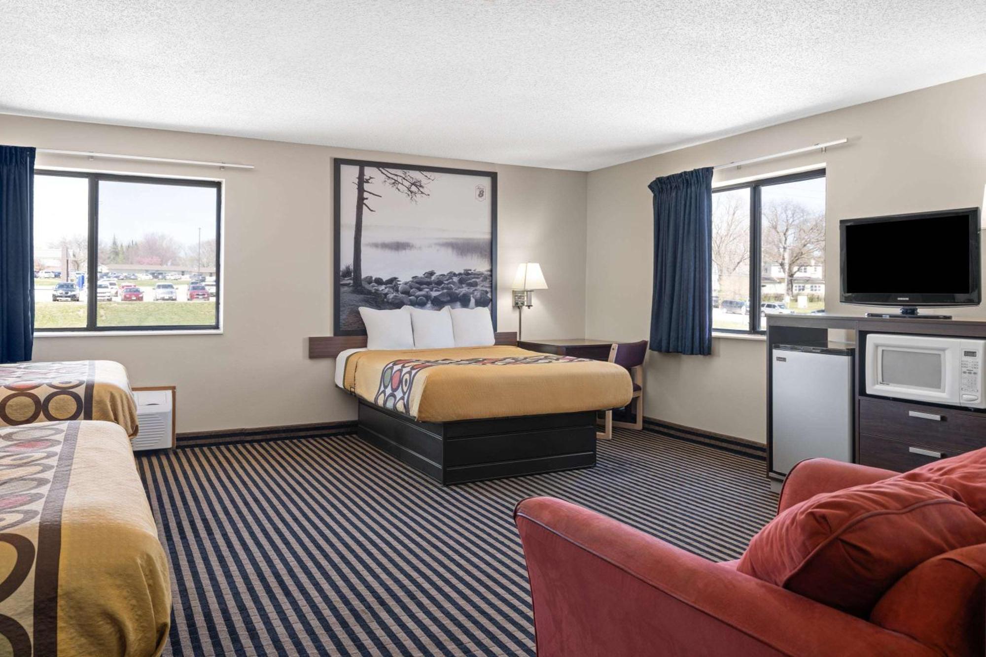 Super 8 By Wyndham Humboldt Exterior foto